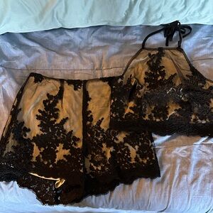 Elegant Black Lace Lingerie Set
